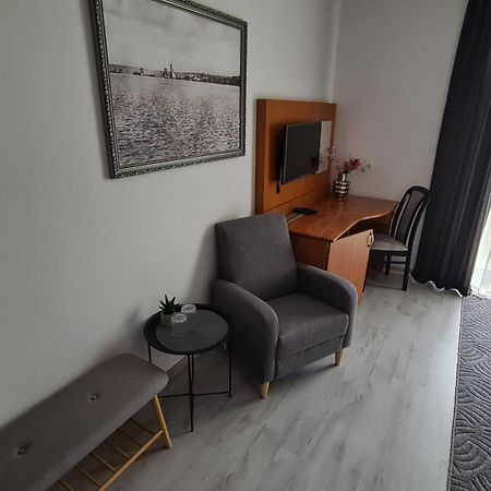 Port Club Pension & Restaurant Namestovo Room photo
