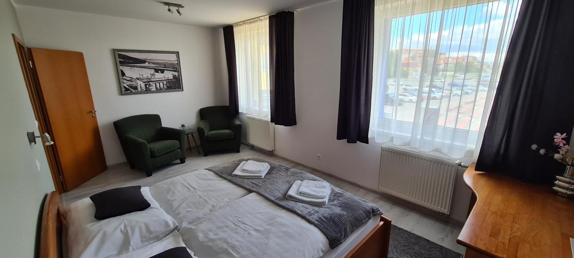 Port Club Pension & Restaurant Namestovo Room photo